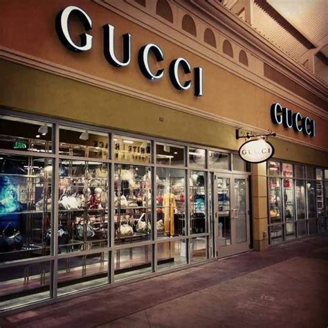 Gucci outlet store